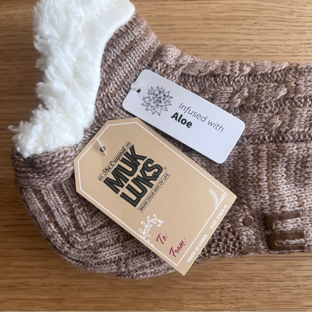 Muk Luks Brown Aloe-Infused Cozy Socks - Picture 2 of 4